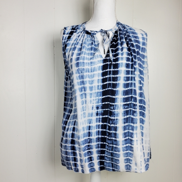 Just Living tye-dye, tie front tank top size small - Picture 4 of 10